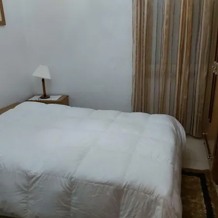 Vieira House Апартаменты Назаре